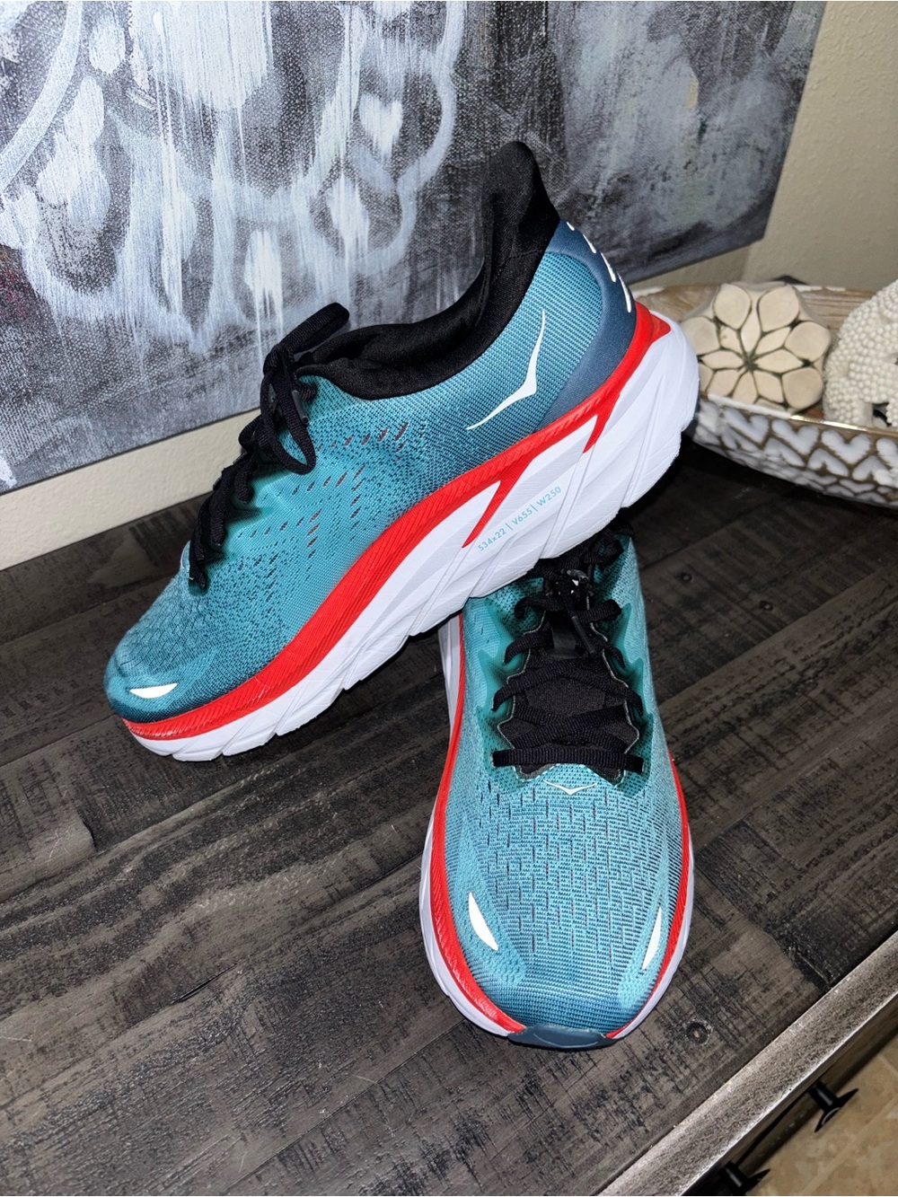 HOKA Clifton 8 running shoes MENS SZ 10.5 - Picture 12 of 16